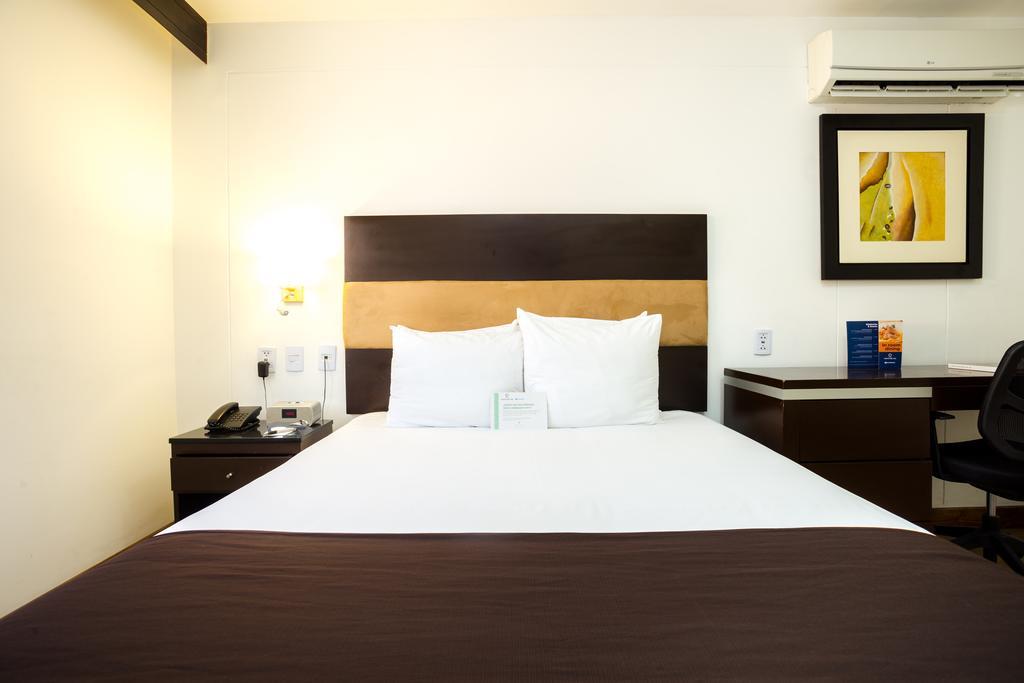 Hotel Costa Del Sol Wyndham