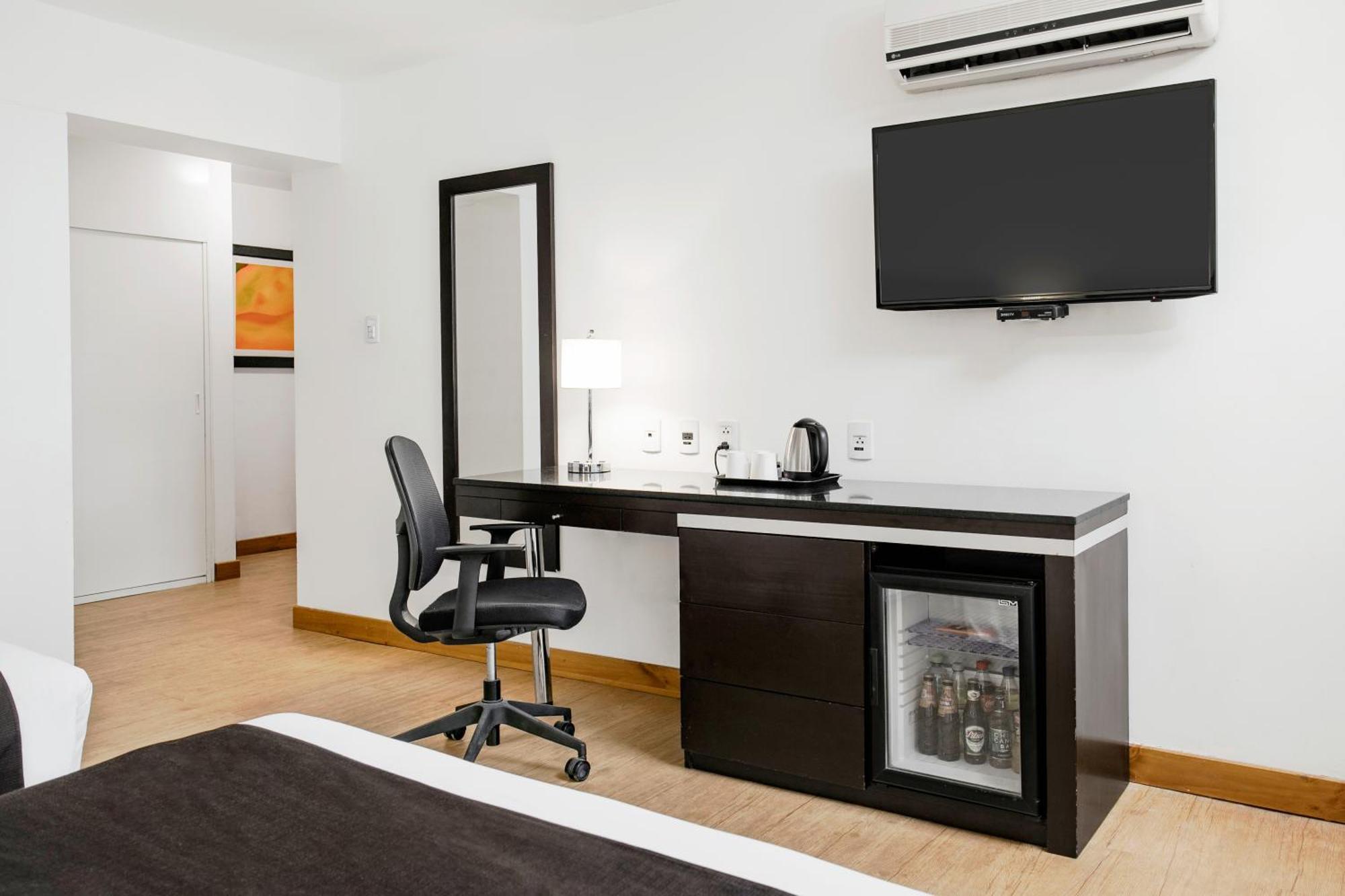 Hotel Costa Del Sol Wyndham 4*